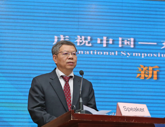 http://cms.gxu.edu.cn/_vsl/DCF31BBE67914CA621C21C6E3CA55D54/D71EDB9D/E899A